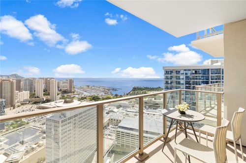 4205-1388 Kapiolani Blvd, Honolulu, HI, 96814-3686 | Card Image