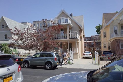 59 Bay 29th St, Brooklyn, NY, 11214-4001 | Card Image