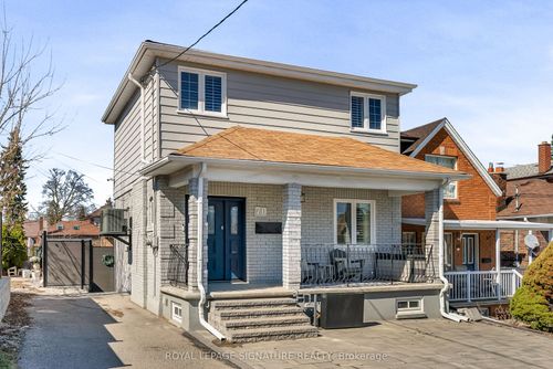 70 Clovelly Ave, York, ON, M6C1Y3 | Card Image