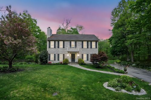 304 Church Rd, Putnam Valley, NY, 10579-2512 | Card Image