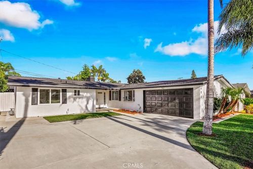 600 Maple St, La Habra, CA, 90631-3914 | Card Image