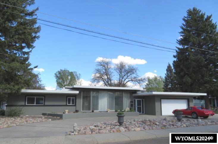 Magnolia St, Casper, WY 82604