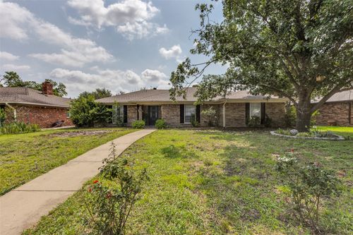 705 S Grove Rd, Richardson, TX, 75081-5117 | Card Image