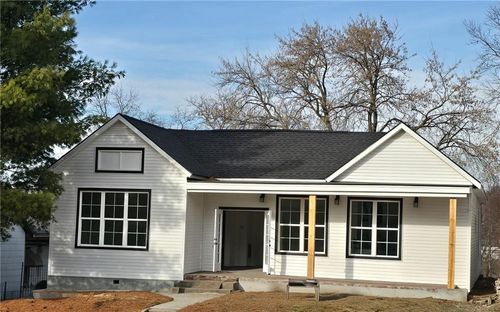 1817 Beattie St, Saint Joseph, MO, 64501-1328 | Card Image