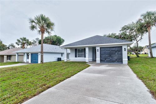235 12th Street Sw, Vero Beach, FL, 32962 | Card Image