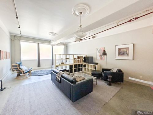 2811 20th Street, San Francisco, CA, 94110 | Card Image