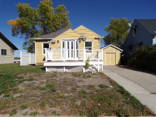 109 1st Street S, Shelby, MT, 59474 | Card Image