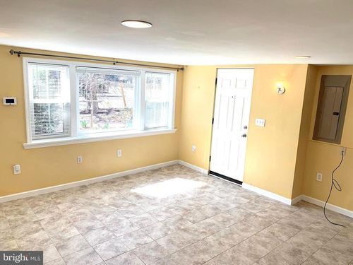 ll-4459 Macarthur Blvd Nw, WASHINGTON, DC, 20007-2564 | Card Image