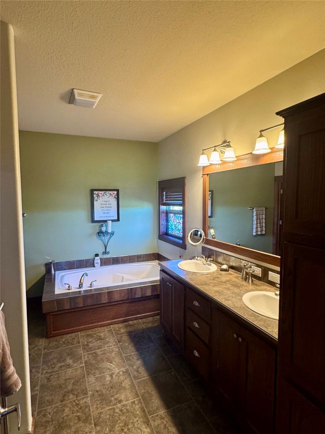 2575 Cascade Hound Creek Rd, House other with 3 bedrooms, 3 bathrooms and null parking in Cascade MT | Image 20