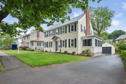 17 Burbank Rd, Medford, MA, 02155-2928 | Card Image