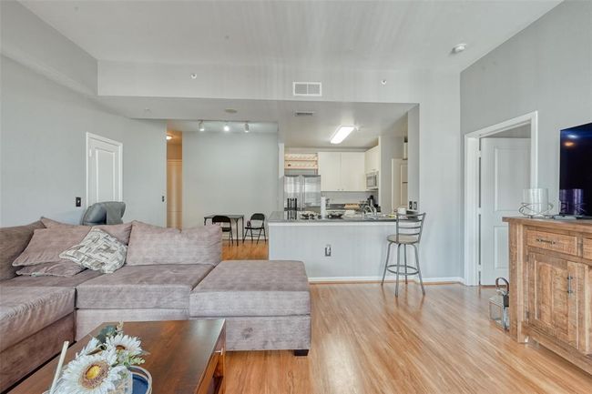 UNIT-1206 - 3505 Sage Rd, Condo with 2 bedrooms, 2 bathrooms and null parking in Houston TX | Image 24