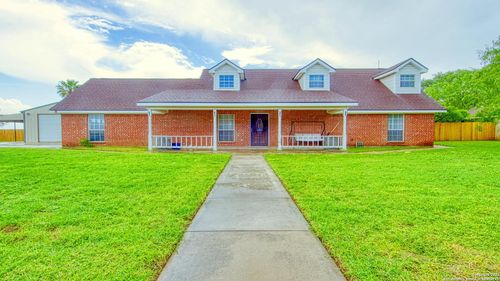 103 Weese Ln, Pleasanton, TX, 78064-2919 | Card Image