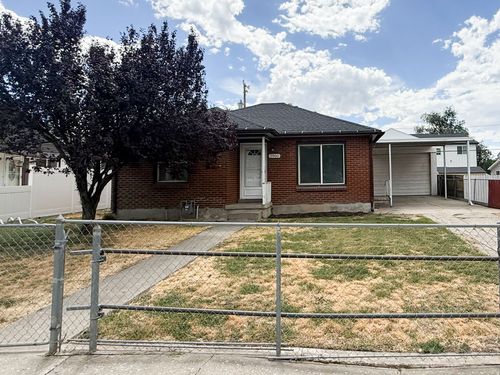 2960 Merton Way, Magna, UT, 84044-1236 | Card Image