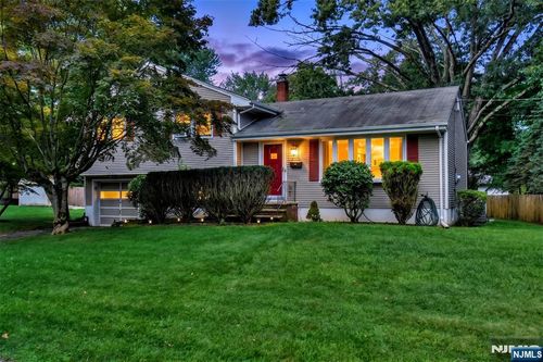 11 Kenyon Court, Norwood, NJ, 07648 | Card Image
