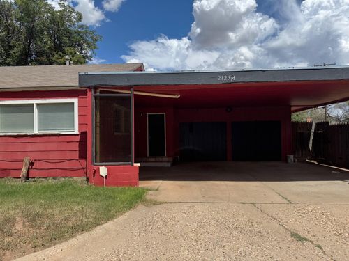 rear-2123 25th St, Lubbock, TX, 79411-1400 | Card Image