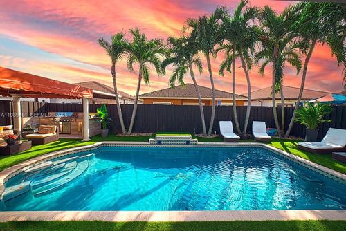 0-10254 Sw 227th St, CUTLER BAY, FL, 33190-1747 | Card Image
