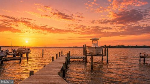 9120 Hinton Ave, SPARROWS POINT, MD, 21219-1654 | Card Image