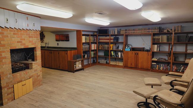 Basement family room | Image 31