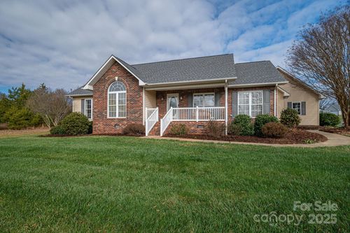 1611 Emmaus Walk, Conover, NC, 28613-9228 | Card Image