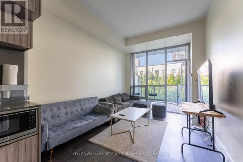 228-38 Cameron St, Toronto, ON, M5T0C3 | Card Image