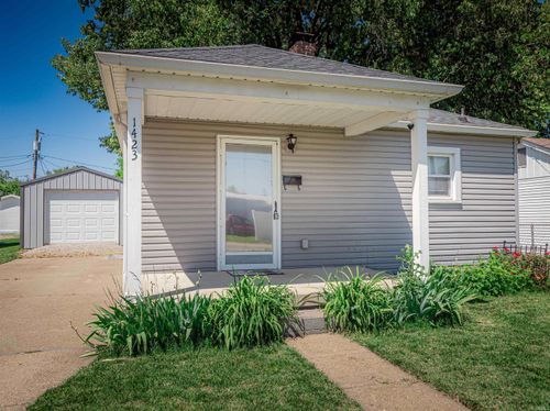 1423 Allens Ln, Evansville, IN, 47710-3365 | Card Image
