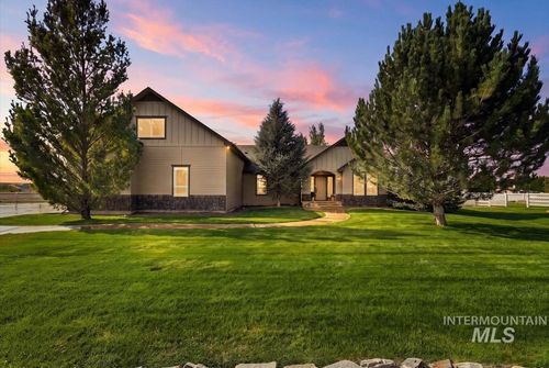 14469 Bighorn Dr, Nampa, ID, 83651-8205 | Card Image
