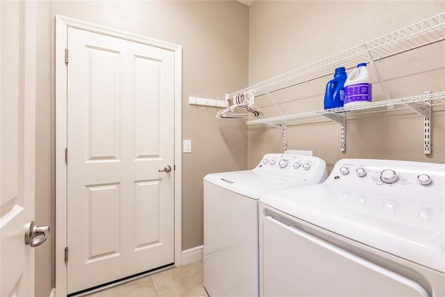 LAUNDRY ROOM | Image 35