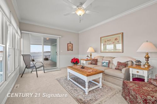 6790 Hospital Rd, Freeland, MI, 48623-9345 | Card Image