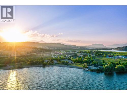 3420-205 3rd Ave, Invermere, BC, V0A1K7 | Card Image