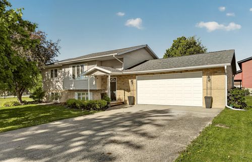 94 Maple Street, Fountain, MN, 55935 | Card Image