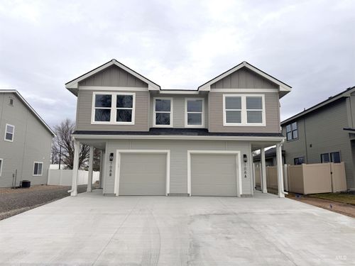 duplex-108 Holly Ave, New Plymouth, ID, 83655-5529 | Card Image