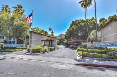 103 - 7557 N Dreamy Draw Drive, Condo with 2 bedrooms, 2 bathrooms and null parking in Phoenix AZ | Image 1