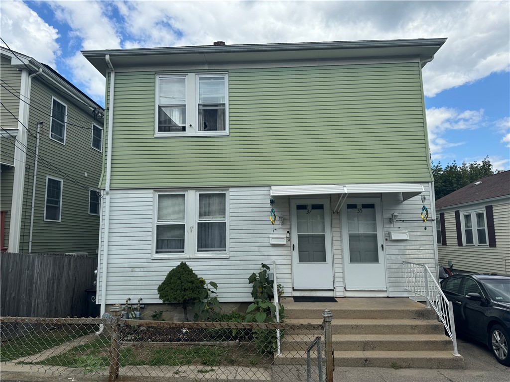 Hymer St, Providence, RI 02908
