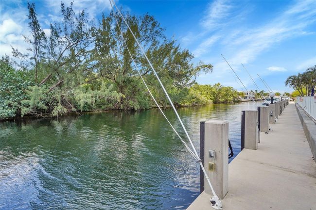 APT-401D - 2860 Ne 14 Th Street Cswy, Condo with 2 bedrooms, 2 bathrooms and null parking in Pompano Beach FL | Image 44