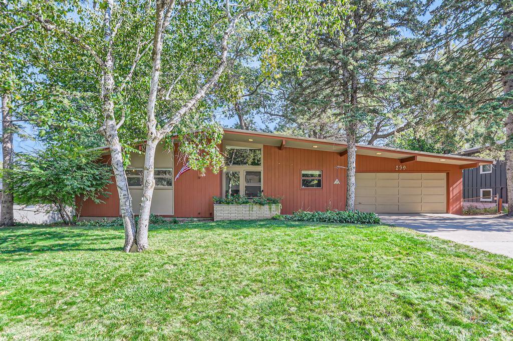 15th Ave, Saint Paul, MN 55112