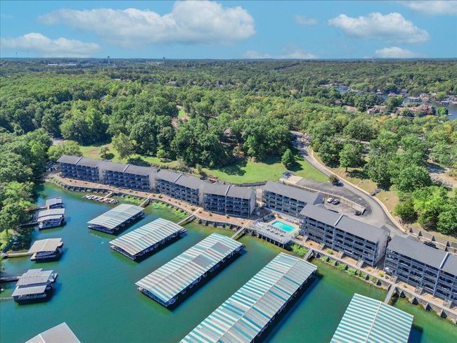 E404-405 - 5655 Heron Bay, Condo with 2 bedrooms, 2 bathrooms and null parking in OSAGE BEACH MO | Image 28