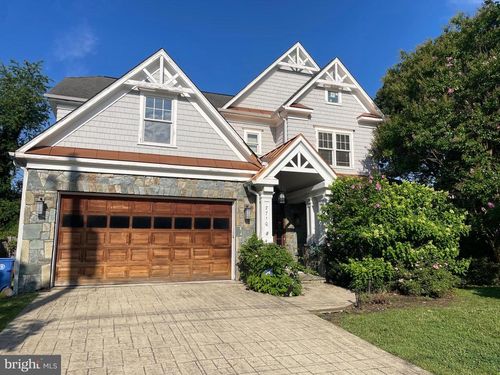 7710 Westfield Dr, BETHESDA, MD, 20817-6632 | Card Image
