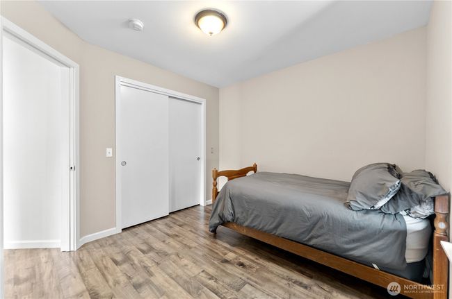 Main floor bedroom | Image 19