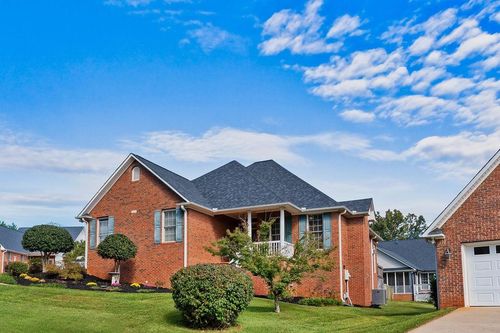 172 Roberts Meadow Loop, Spartanburg, SC, 29307-3166 | Card Image