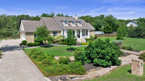 520 Goodnight Trl, Dripping Springs, TX, 78620-4518 | Card Image