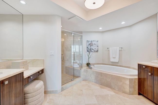 APT-908 - 1 N Ocean Blvd, Condo with 3 bedrooms, 2 bathrooms and null parking in Pompano Beach FL | Image 36