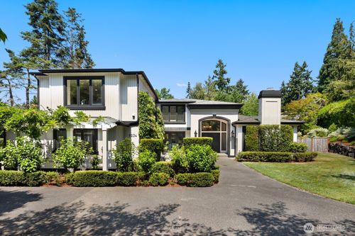 8234 Ne 8th Street, Medina, WA, 98039 | Card Image