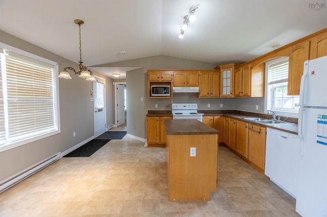 11 Cumberland Loop, House other with 3 bedrooms, 2 bathrooms and 2 parking in Amherst NS | Image 7