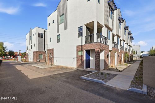 10-850 N 8th Ave, Phoenix, AZ, 85007-2311 | Card Image
