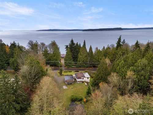 6091 Ne Twin Spits Rd, Hansville, WA, 98340-7709 | Card Image