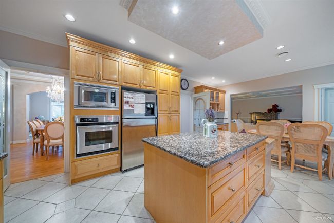 7388 Bassett Place, House other with 6 bedrooms, 4 bathrooms and 6 parking in Richmond BC | Image 18
