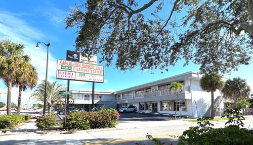 b-6230 S Dixie Hwy, West Palm Beach, FL, 33405-4329 | Card Image