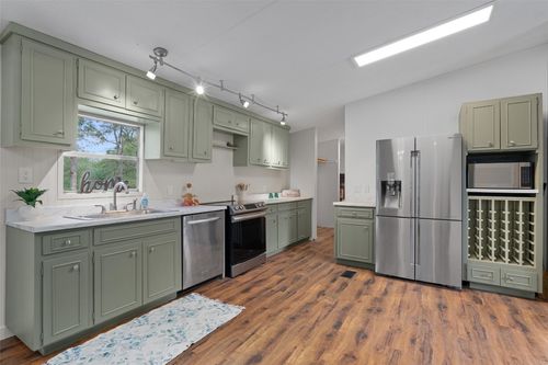 128 Boyd Rd, Red Rock, TX, 78662-2701 | Card Image