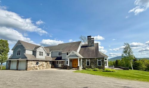 19 Old Town Rd, Winhall, VT, 05340-9731 | Card Image