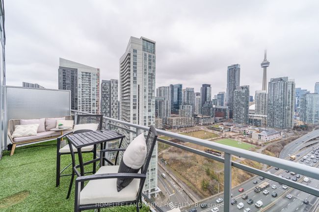 10 - 38 Dan Leckie Way, Condo with 2 bedrooms, 1 bathrooms and null parking in Toronto ON | Image 26